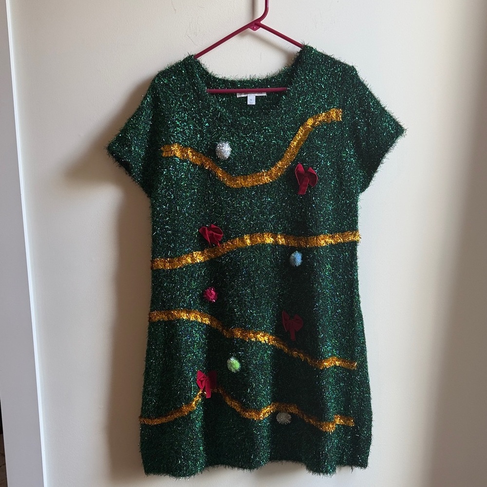 Christmas Festive Green and Gold Women’s Dress